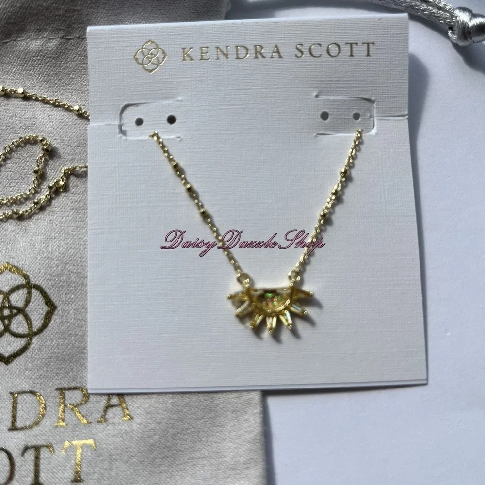 ☀️Kendra Scott Samantha Sun Gold plated Necklace Yellow Opalscent Resin☀️